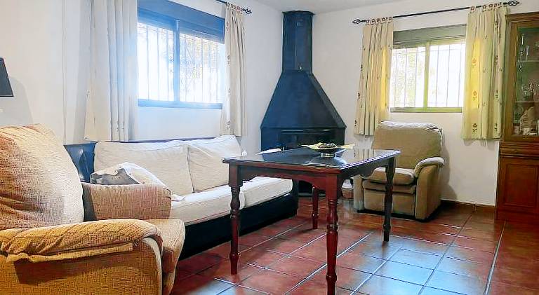 Chalet with pool | Pet-friendly — photo 2