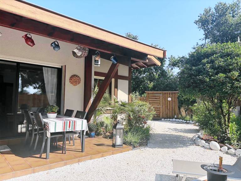 Fully equipped lovely vacation home with patio, BBQ & garden | Nature view | Pets allowed — photo 5