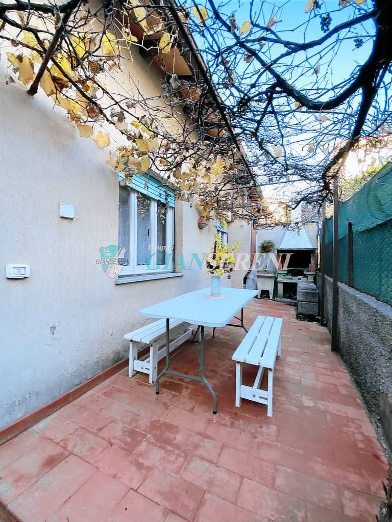 Rental apartment with garden, barbecue & terrace — photo 3