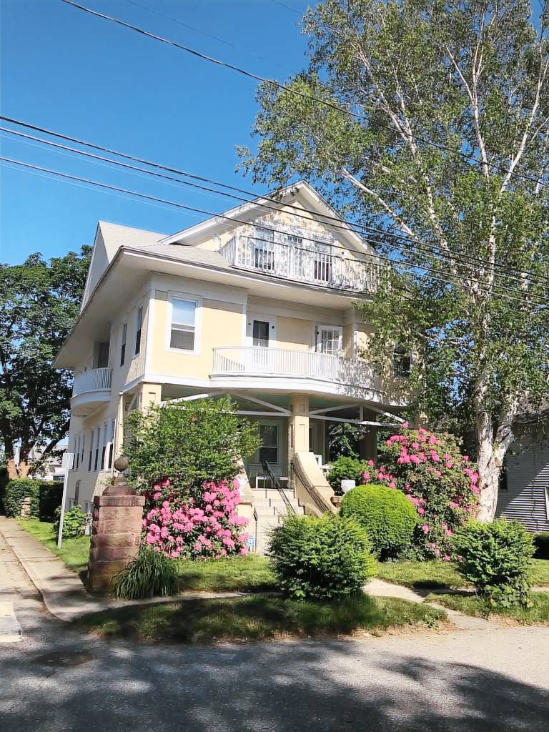 House New London