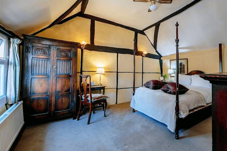 George & Dragon Hotel in High Wycombe