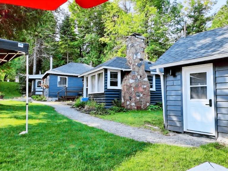 Accommodation  Haliburton