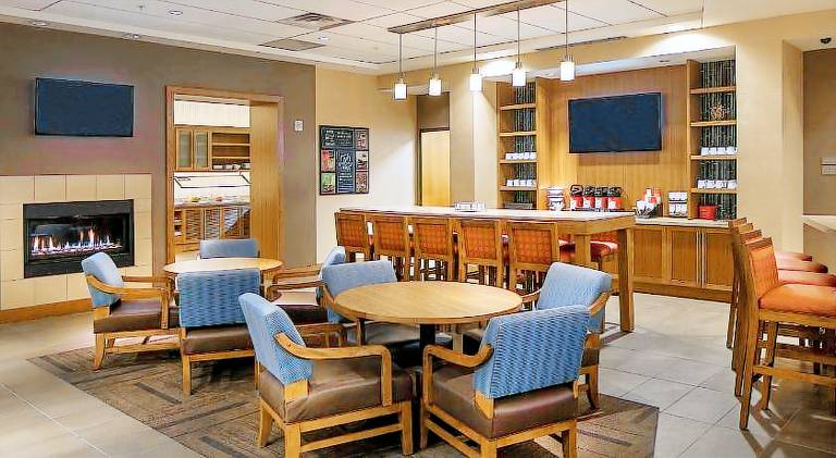 Hyatt Place Lincoln Downtown Haymarket — photo 3