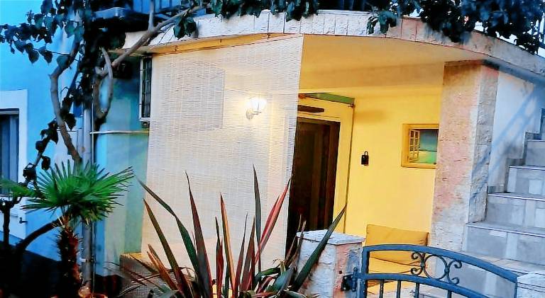 Holiday apartment with garden, barbecue & patio — photo 5