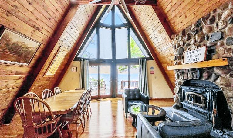 Chalet Mullett Lake