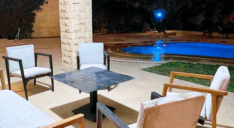 Villa with pool — photo 3