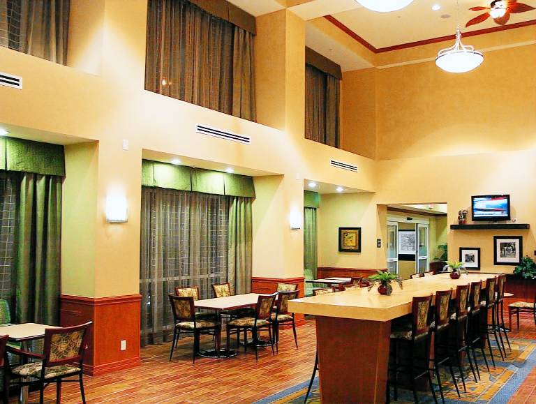 Hampton Inn Alice — photo 3