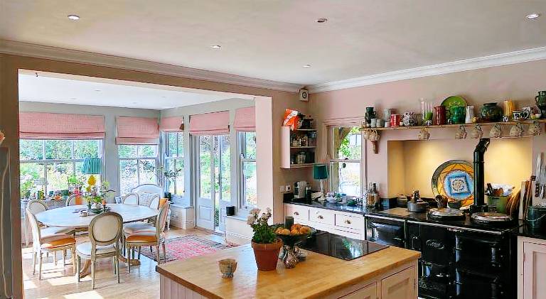 Beautiful house with yard, patio & pool | Dogs allowed in Northampton