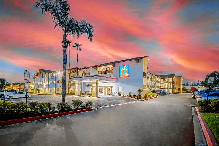 Motel 6 Ontario, CA - Convention Center Airport — photo 2