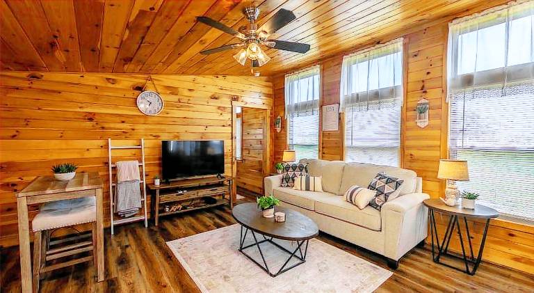 Vacation home | Pets are welcome in Kent, KY