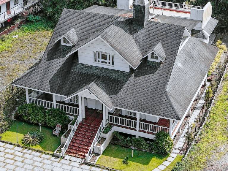 Villa with grill & pool — photo 4