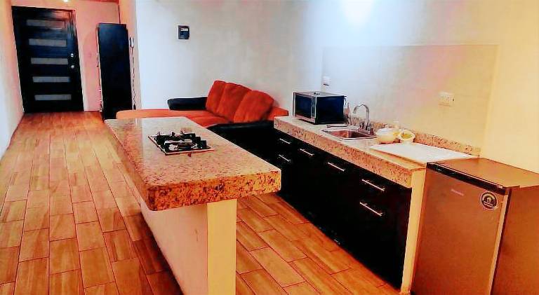 Beautiful rental apartment with patio | Dogs allowed — photo 3