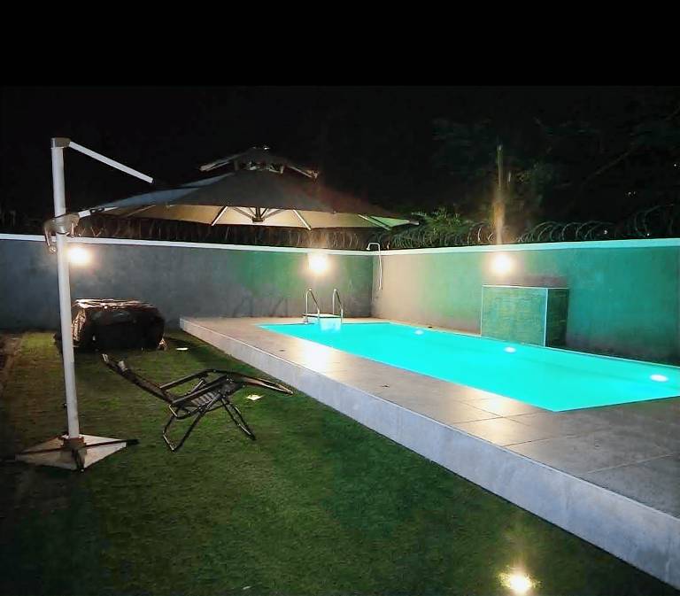 Holiday apartment with pool & yard — photo 4