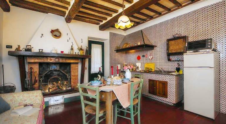 Wonderful apartment with BBQ, pool & garden | Suitable for remote work | Pets are welcome — photo 3