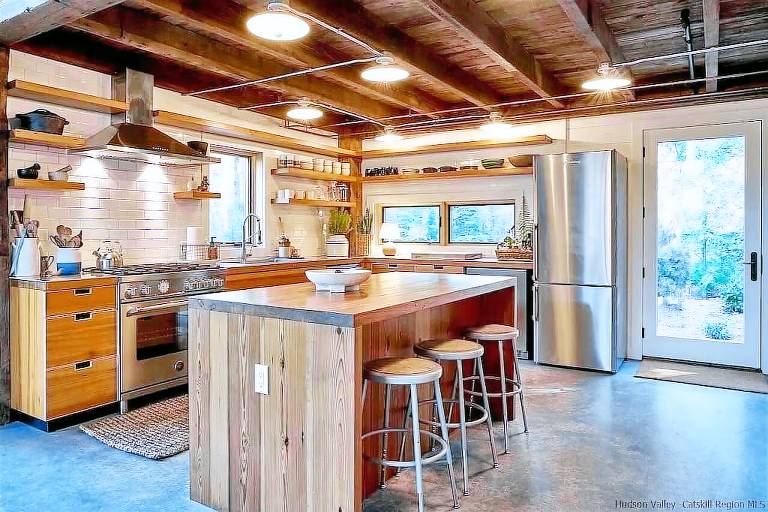 Cabin  Yulan