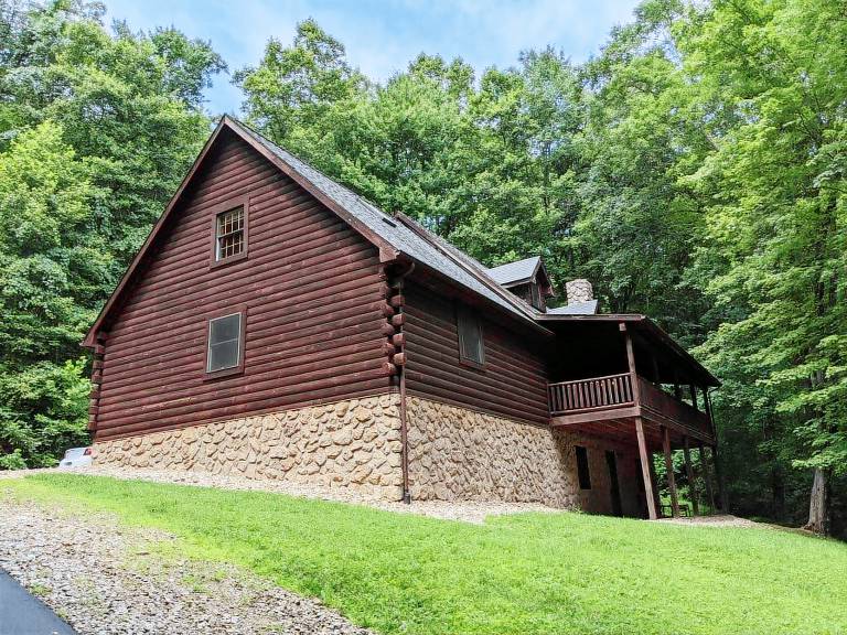Lodge  Logan