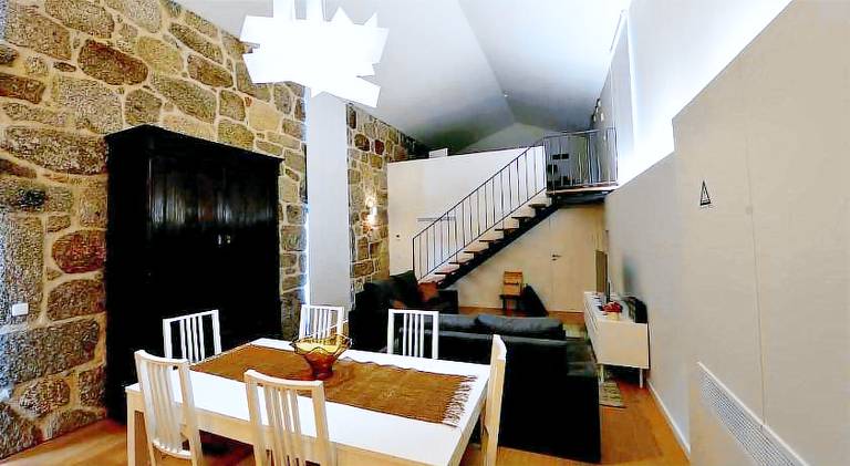 Pleasant villa with terrace, pool & barbeque | Pets allowed — photo 4