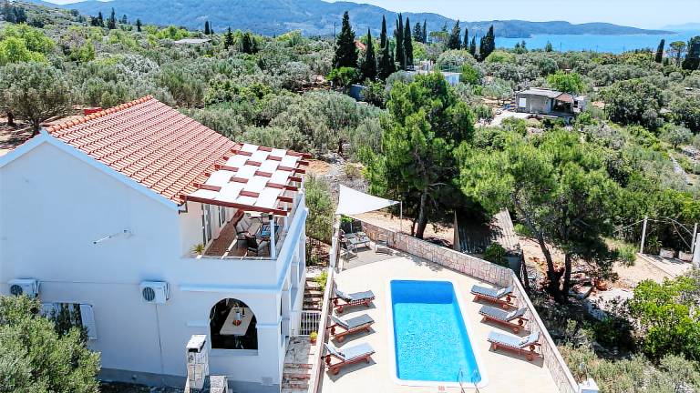 Villa Vela Luka
