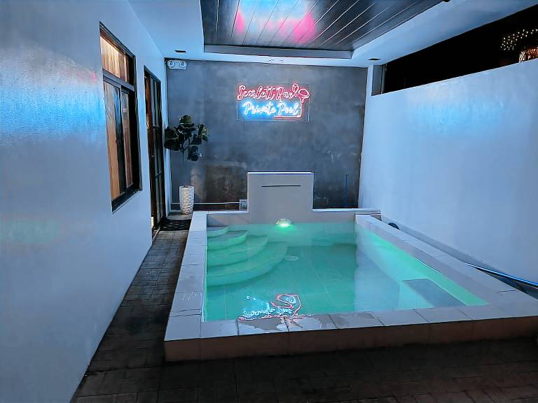 Lovely bungalow with pool | Pet-friendly in Angeles City