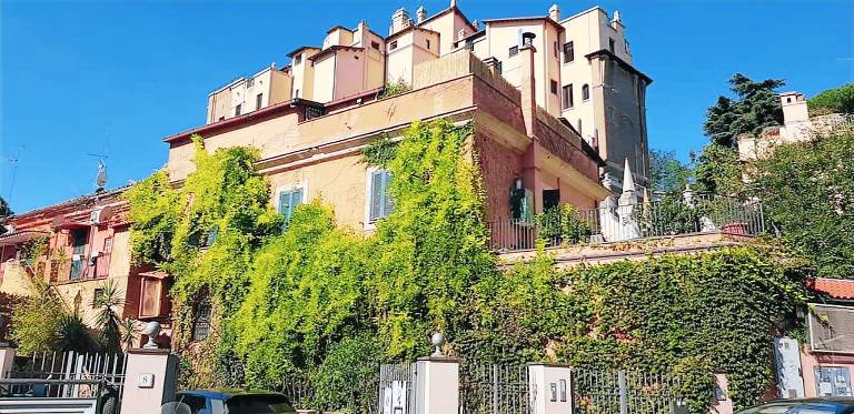 Apartment  Quartiere XVIII Tor di Quinto