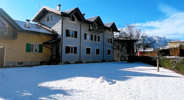 Holiday apartment with 3 rooms for 7 persons in Levico Terme
