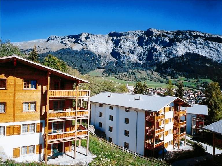 Ferienwohnung mit Hund in Flims, Flims-Laax-Falera für max. 4 Personen Ferienwohnung mit Hund in Flims, Flims-Laax-Falera für max. 4 Personen