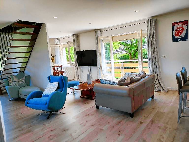 Maison de vacances  Baume-les-Messieurs