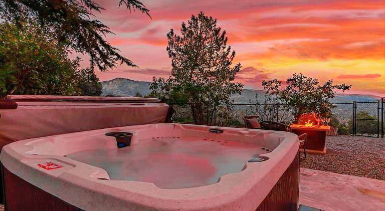 Spacious house with jacuzzi | Suitable for remote work | Pets are welcome — photo 3