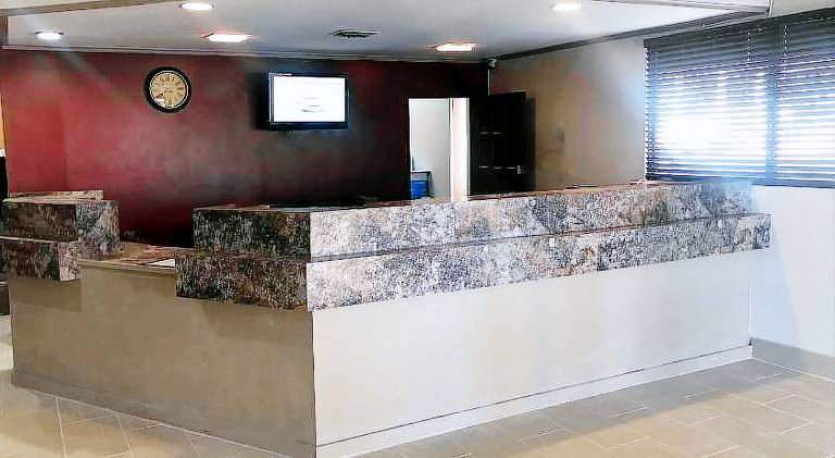 Red Roof Inn & Suites San Angelo — photo 5