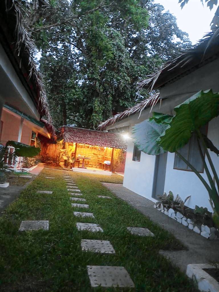 Wonderful lodge with garden & terrace | Pets allowed in Puerto Princesa