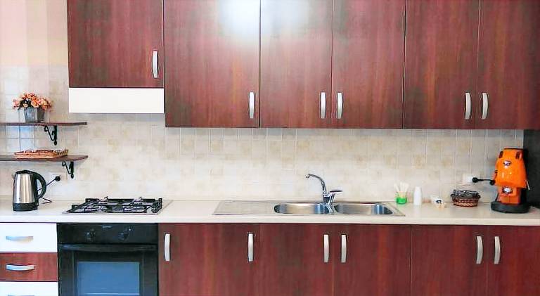 THE BEST ROOMS & APARTMENTS - Parcheggia gratis sotto casa ed entra - — photo 2