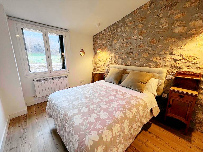 Fully equipped villa with garden, pool & BBQ | Suitable for remote work | Dogs allowed — photo 2