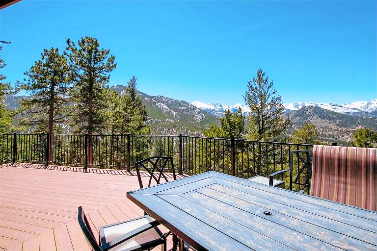 Vacation home with terrace — photo 5