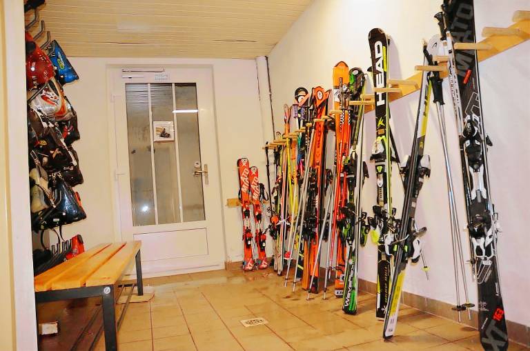 Ski-In-Ski-Out-Hotel Sport — photo 4
