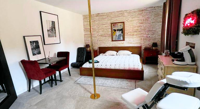 Rental apartment with 1 room for 2 persons in Balaruc-le-Vieux