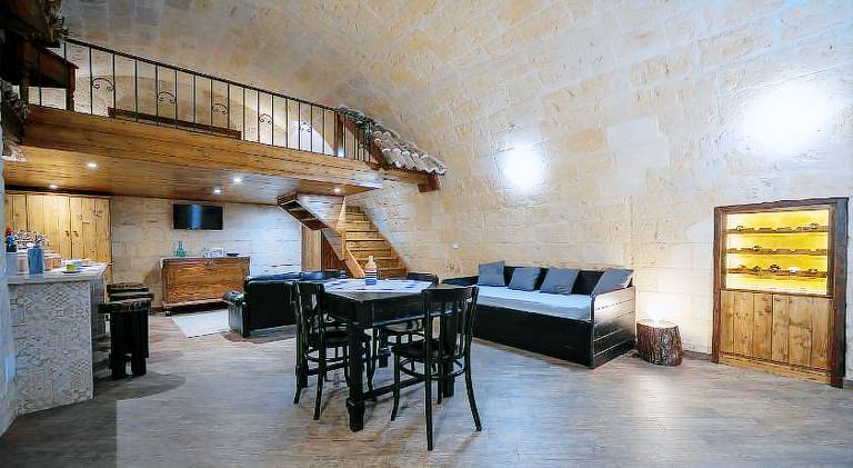 ROBERTO's Guest House — photo 3