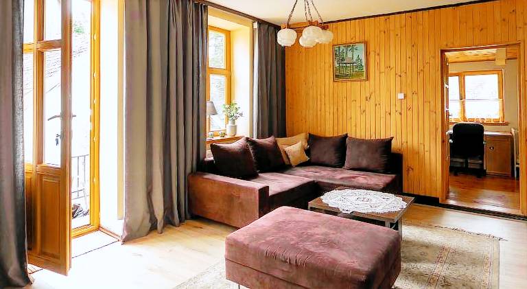 Beautiful holiday apartment with garden, barbecue & patio | Pet-friendly — photo 2