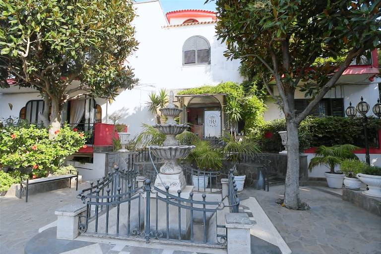 Apartment with 3 rooms for 6 persons in Pompei