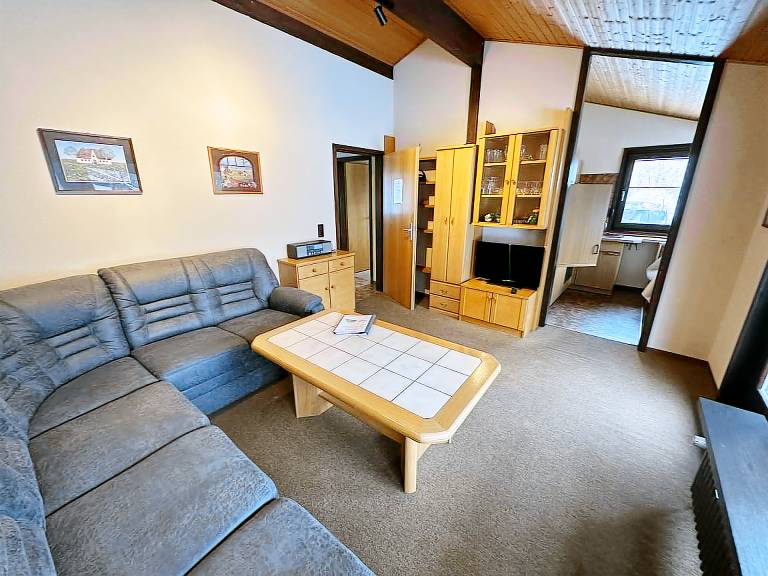 Holiday park with yard & patio — photo 2