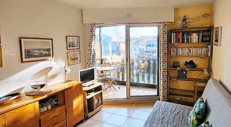 Rental apartment with pool & terrace — photo 2