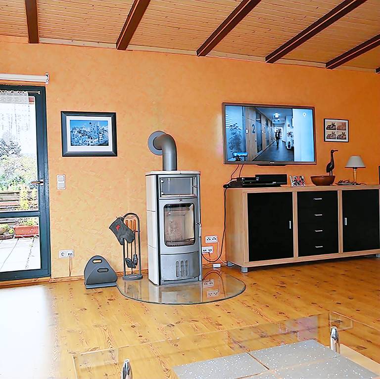 Family-oriented lovely house with terrace, BBQ & pool | Pets are welcome — photo 3
