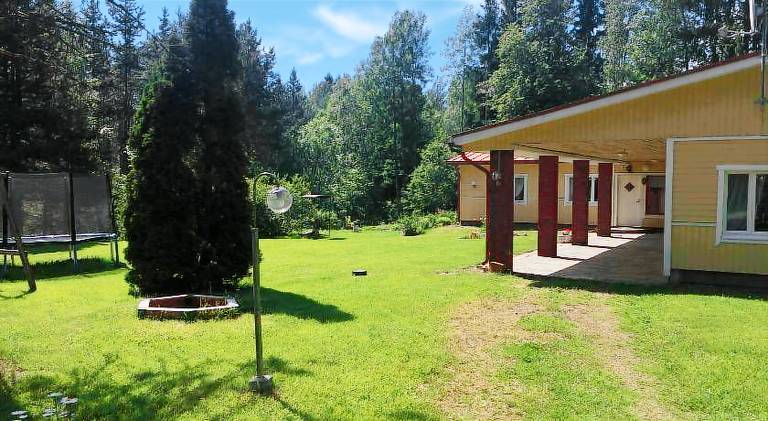 Nice villa with patio, grill & garden | Pet-friendly in Kotka