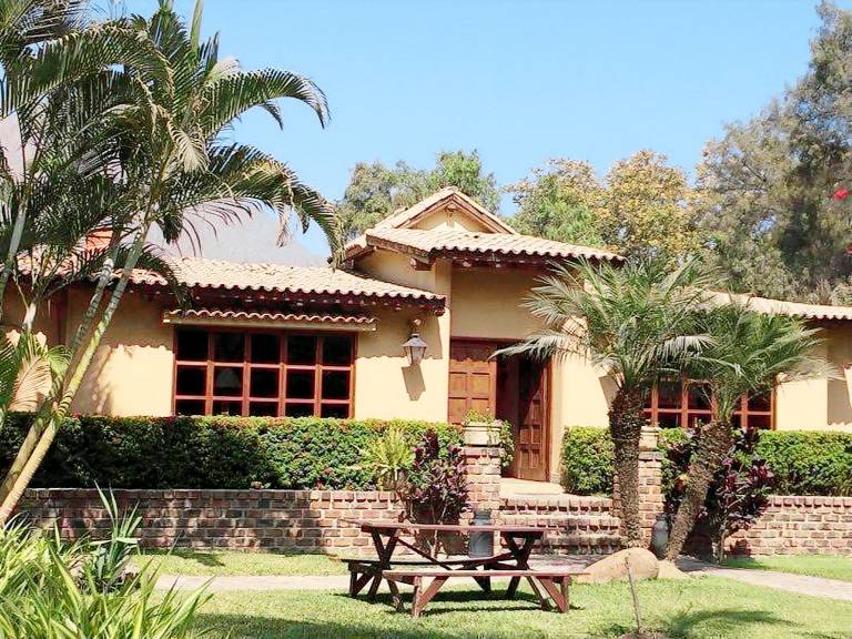 Children-friendly vacation home with grill & fast internet | Lake view | Pet-friendly in Lima