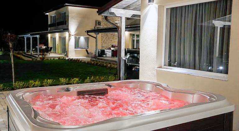 Villa with hot tub, sauna & barbecue | Perfect for remote work | Pets are welcome — photo 5