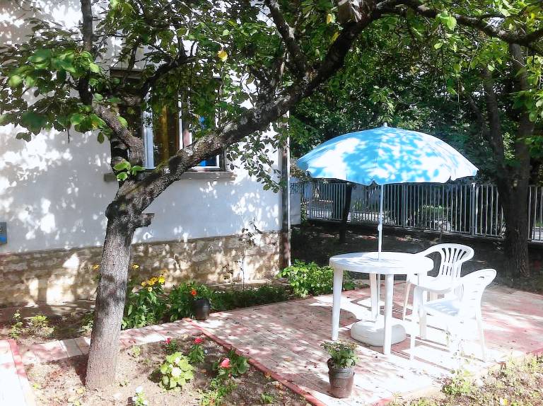 Apartman  Lesenceistvánd