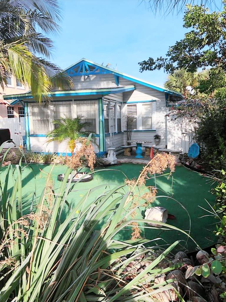 Cabin Lake Worth