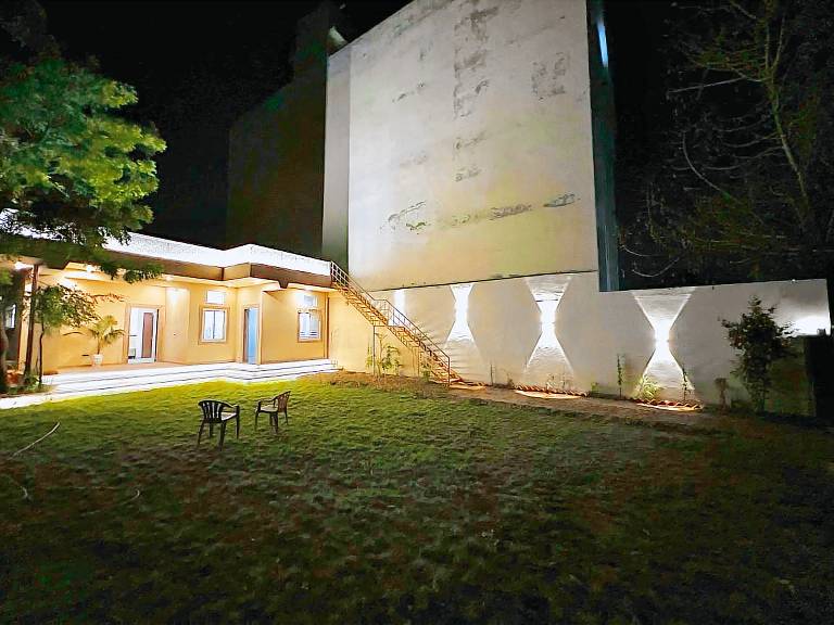 House with pool & yard | Good for workation — photo 5