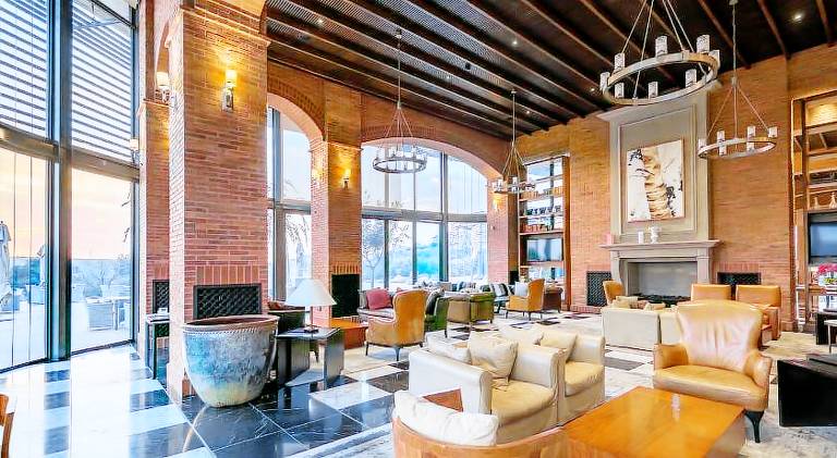 Steyn City Hotel by Saxon