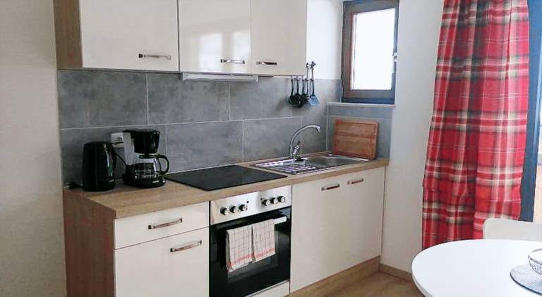 Rental apartment with yard in Grainau