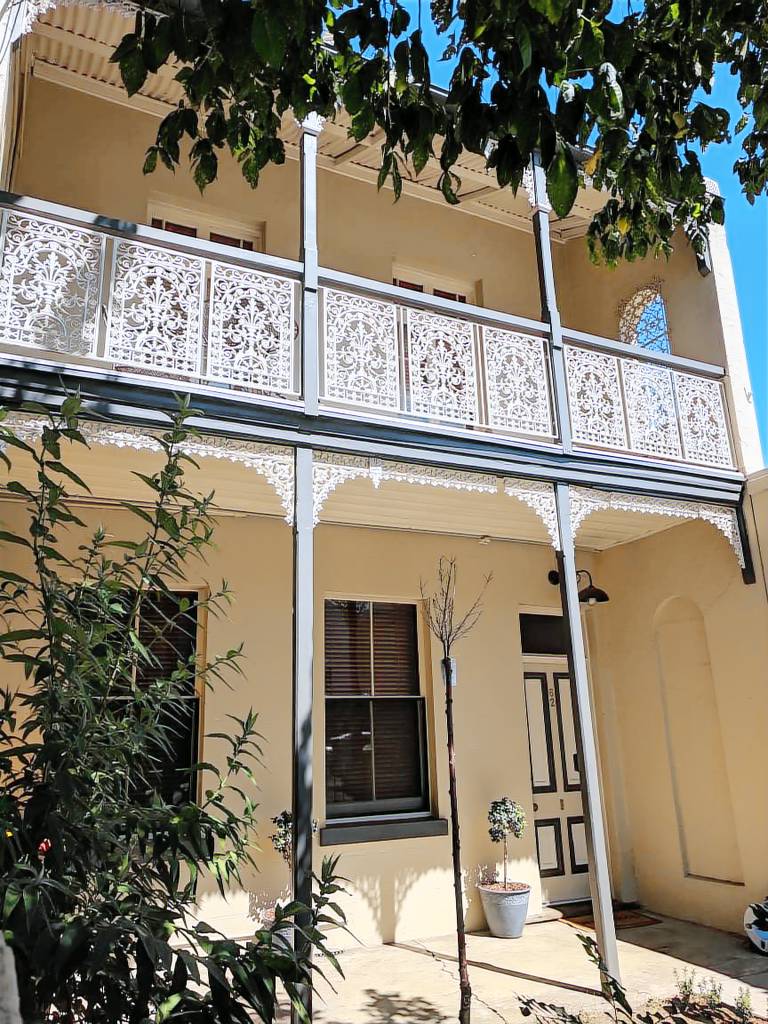 House Bathurst